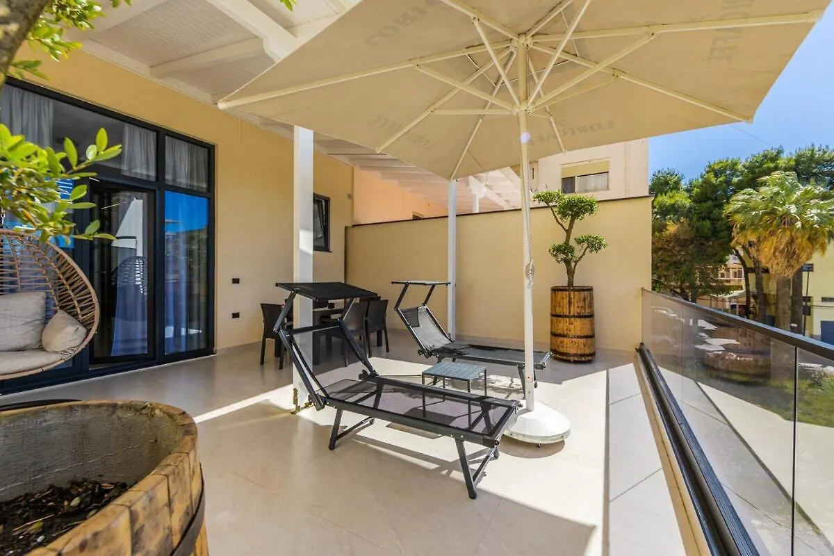 Apartamento Emily Jacuzzi Veranda By Ps Albania